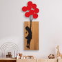 Wallity Banksy - 17 Escultura de pared de madera y metal